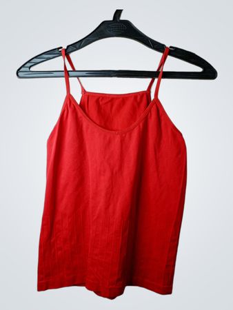 Rotes Tanktop