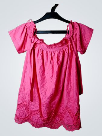 Yessica Pink Off-the-Shoulder Top mit Spitzenbesatz