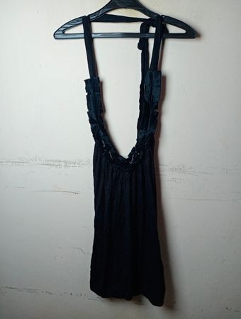 VILA schwarzes Kleid mit dekorativen Trägern