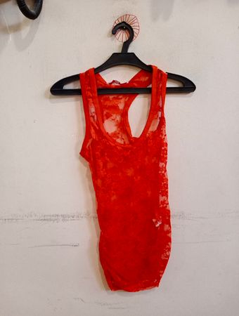 Tally Weijl rotes Spitzen-Racerback-Top