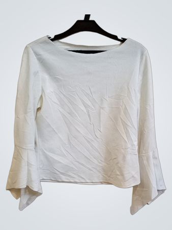 Weißes Bell-Sleeve-Oberteil