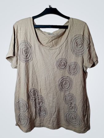 CAPTURE Damen T-Shirt in Beige mit Rosen-Applikation