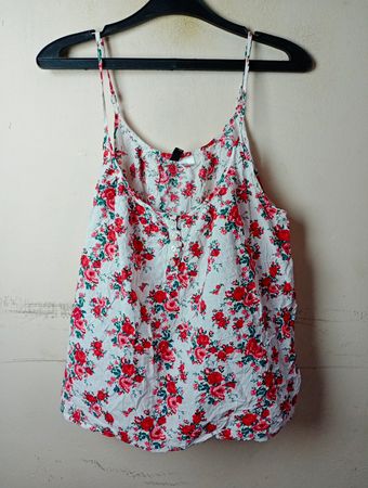 H&M Divided Floral-Spitzen-Cami-Top