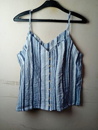 Blau-weiß gestreiftes Camisole