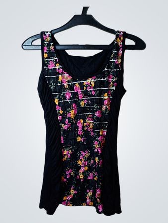Schwarzes ärmelloses Top mit Blumenprint-Einsatz