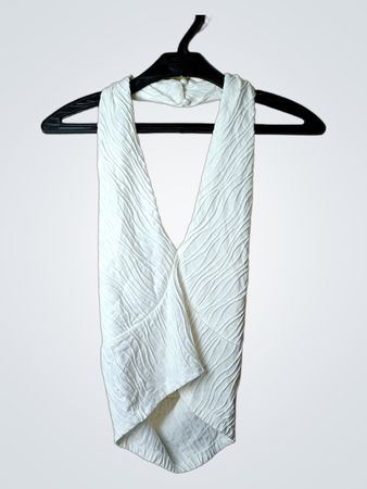 Weißes Neckholder-Oberteil