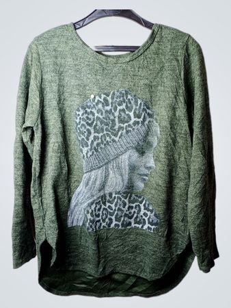 Grünes Langarmshirt mit Grafikdruck
