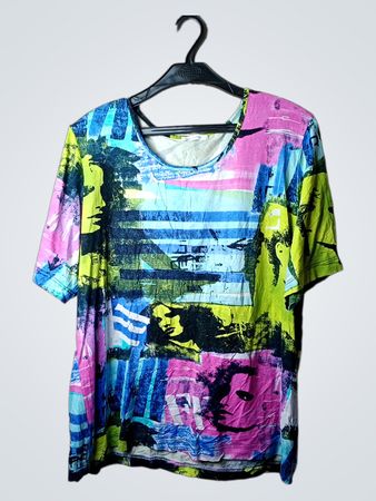 ELTON Abstractes Gesichtsprint-T-Shirt