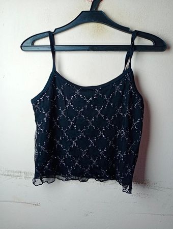 Mad Hearts Schwarzes Spitzen-Cami-Top