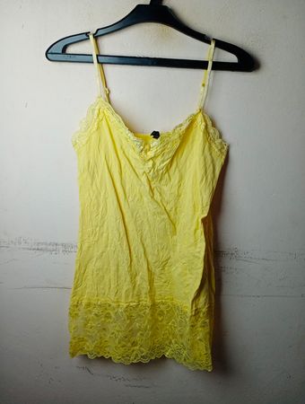 Ann Christine Gelbes Spitzenbesatz-Cami