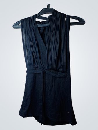 Comma ärmelloses schwarzes Top mit Bindendetail
