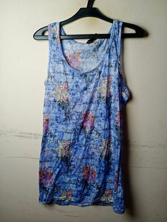 Colours of the World" Tanktop mit Blumenmuster