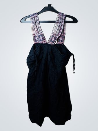 Orsay verziertes Trägerkleid in Schwarz