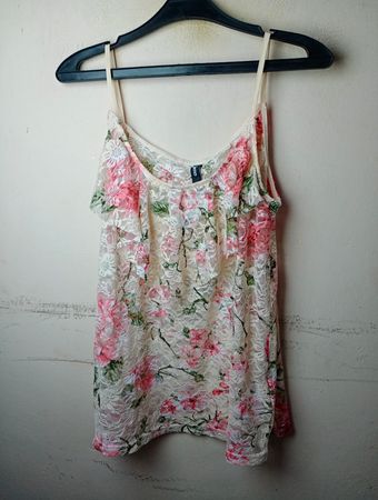 Flammenblumen-Spitzen-Cami