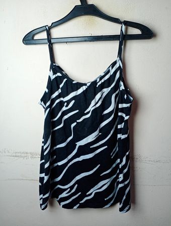 Schwarz-weißes Zebra-Muster-Kamisolentop