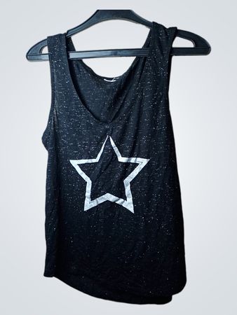 Schwarzes ärmelloses Top mit weißem Stern-Motiv