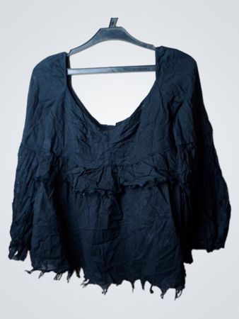 Schwarze Rüschbluse