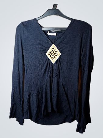 Festa Black Langarmshirt mit verziertem Diamant vorne