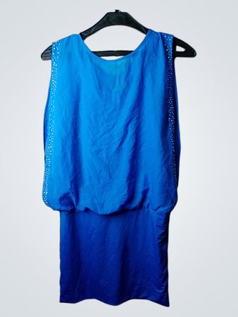 Mevis Blue verziertes ärmelloses Kleid