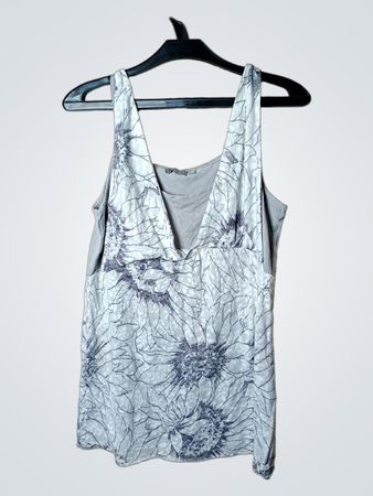 Graues Trägershirt mit floralem Muster