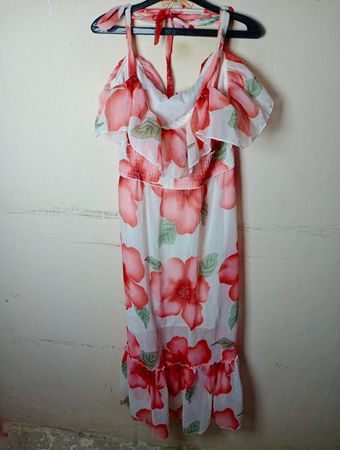 Damen Maxikleid mit Blumenmuster und Rüschen