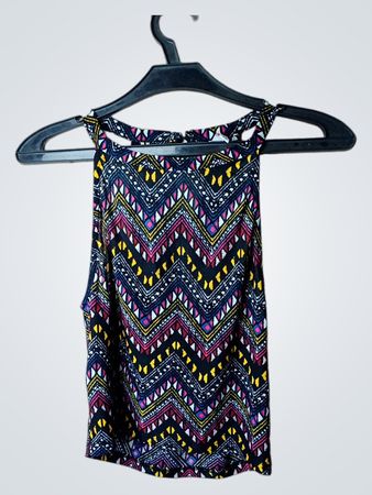 Ärmelloses Shirt mit geometrischem Muster