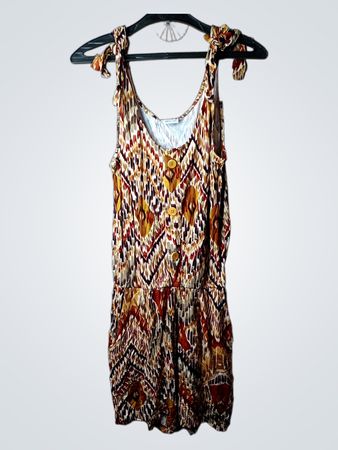 Ärmelloses Kleid mit geometrischem Muster