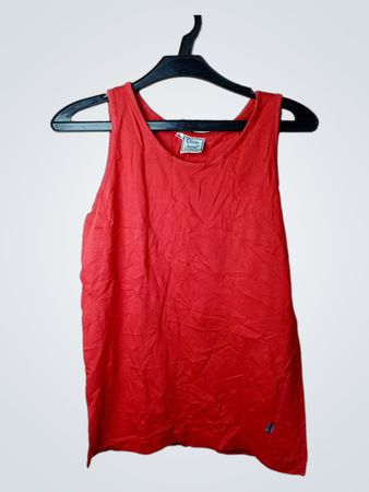 Oliver Twist Ausgewähltes Material Rotes Tanktop