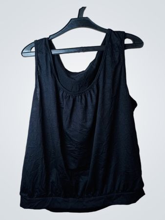 Schwarzes Tanktop