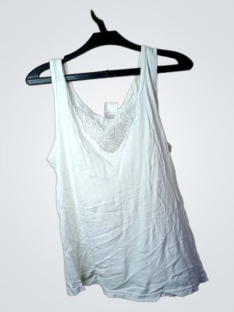 Damen Tanktop mit weißer Spitzenverzierung