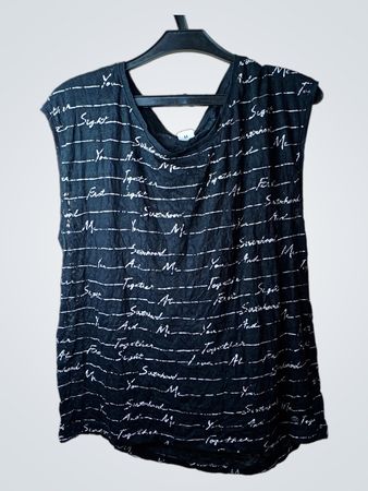 17&CO CASUALWEAR Schwarzes ärmelloses Oberteil mit weißem Script-Print