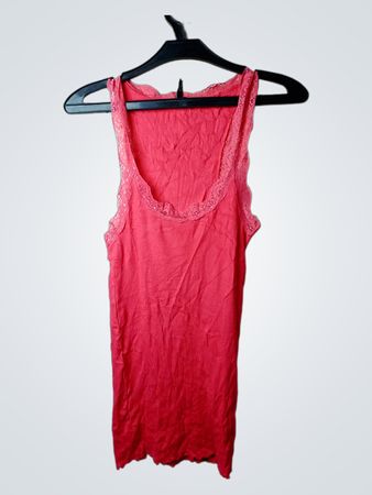 Pink geripptes Tanktop mit Spitzensaum