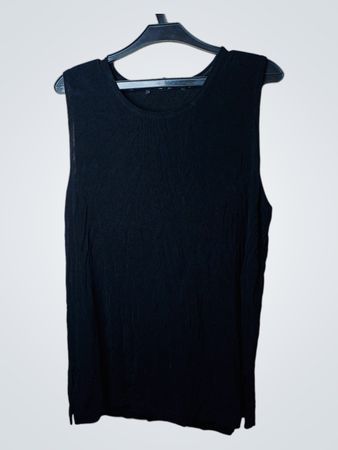Schwarzes ärmelloses Top