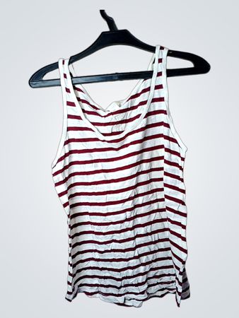 Weißes und rotes gestreiftes Tanktop