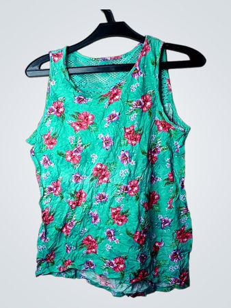 Top mit Blumenmuster
