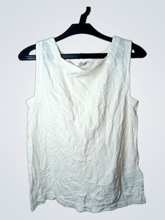 Maßgeschneidertes ärmelloses Denim-Oberteil