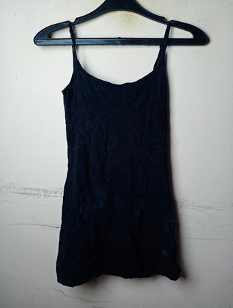 Geteiltes schwarzes Camisole