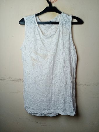 GREYSTONE FEMALE Weißes ärmelloses Tanktop mit Spitze