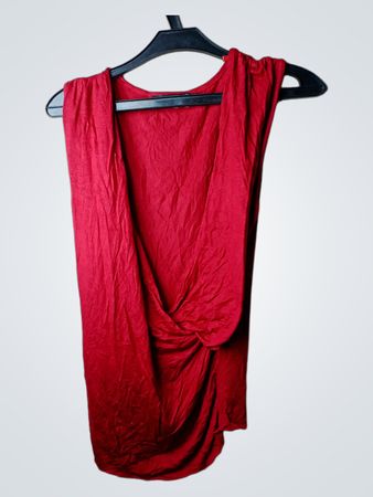 Rinascimento Rotes Ärmelloses Top
