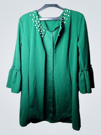 Grüne Jacke mit Rüschenärmeln und offenem Vorderteil