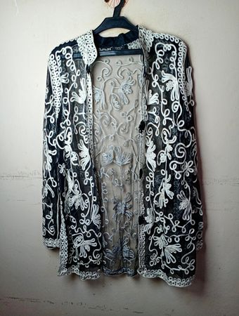 Jen Women's Schwarze Spitzenstickerei-Kimono-Jacke