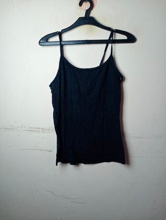 Schwarzes Camisole