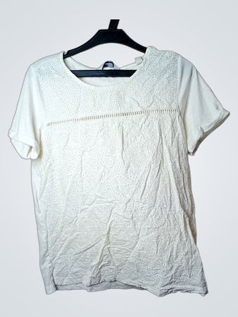 Damen Essentials Weißes Eyelet-T-Shirt