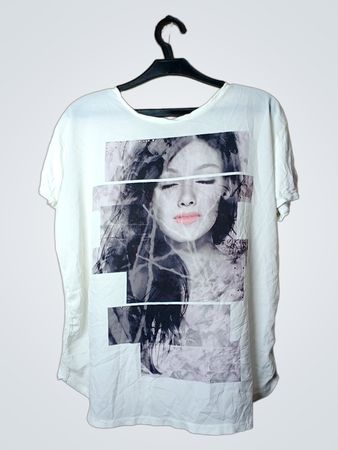 ESPRIT Weißes Grafik-T-Shirt mit Frauenporträt