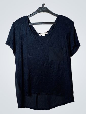 XXI schwarzes T‑Shirt mit Tasche