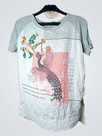 Stradivarius T‑Shirt mit Pfauenmotiv
