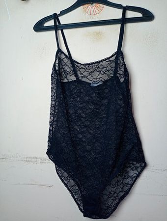 Etam schwarzer Spitzen-Body