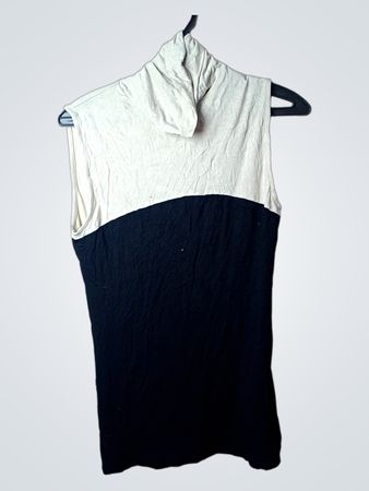 YAMAMAY Ärmelloses Rollkragen-Top mit Color-Blocking