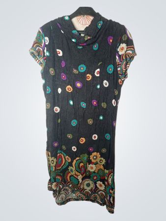 Damenkurzarmkleid mit Blumenmuster
