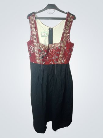 Trachtenpoint Rotes und Schwarzes Kleid
